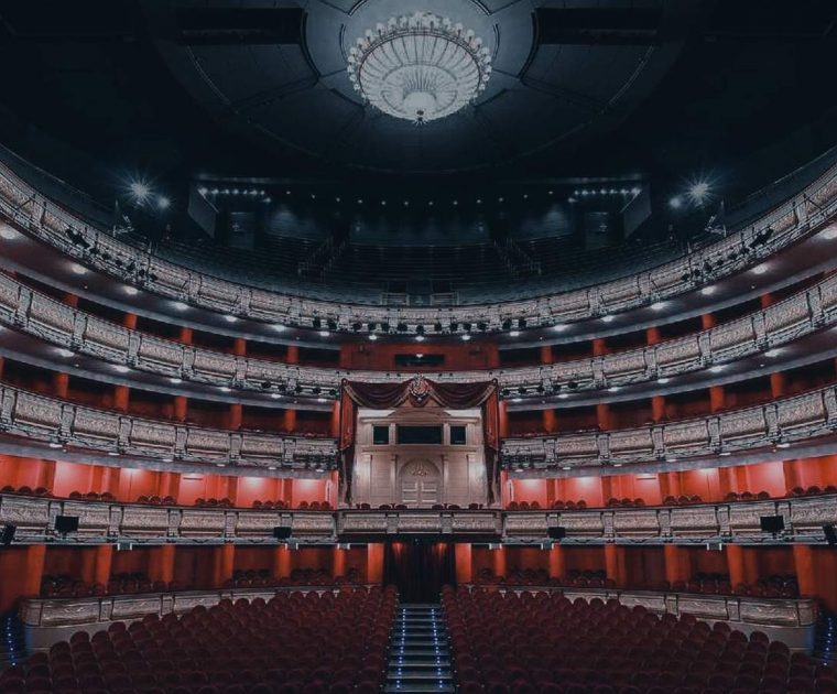 reinforcing-security-at-the-royal-theatre