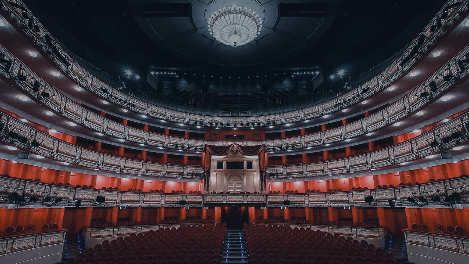 reinforcing-security-at-the-royal-theatre
